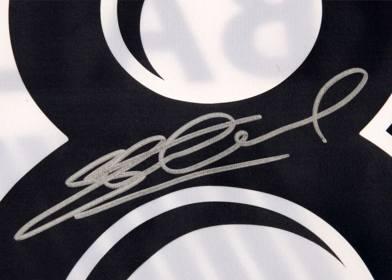 Fanatics LA Galaxy Steven Gerrard Autographed #8 Home Jersey FA 4 Fanatics LA Galaxy Steven Gerrard Autographed #8 Home Jersey FA - Image 2