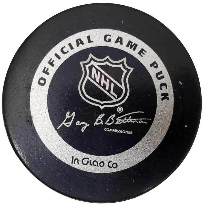 N/A Scott Thornton Autographed Official Montreal Canadiens Logo Hockey Puck 4 N/A Scott Thornton Autographed Official Montreal Canadiens Logo Hockey Puck - Image 2